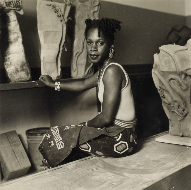 Dawoud Bey, The artist Sana Musasama, silver print, 1986-87.